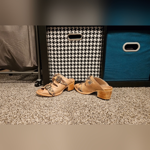 Freebird by Steven - Caprice in Blush Multi Size 6 - Picture 3 of 6